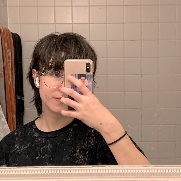 👋 - Picture 1 of 2